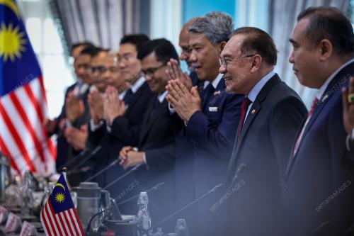 DATUK SERI ANWAR IBRAHIM