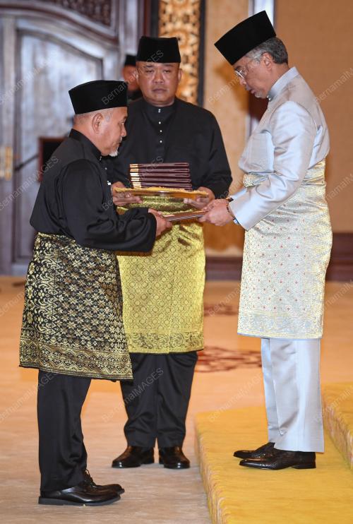 AL- SULTAN ABDULLAH RI'AYATUDDIN AL -MUSTAFA BILLAH SHAH