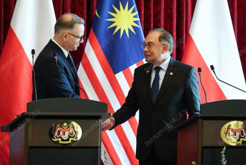 DATUK SERI ANWAR IBRAHIM