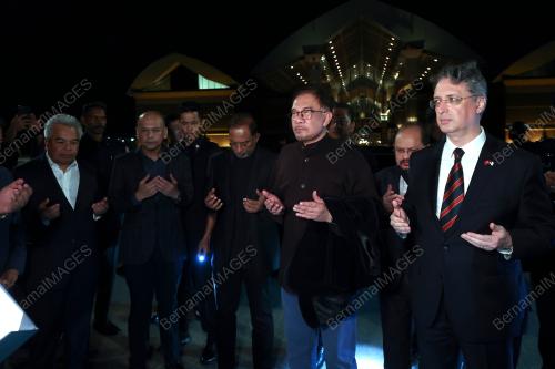 DATUK SERI ANWAR IBRAHIM
