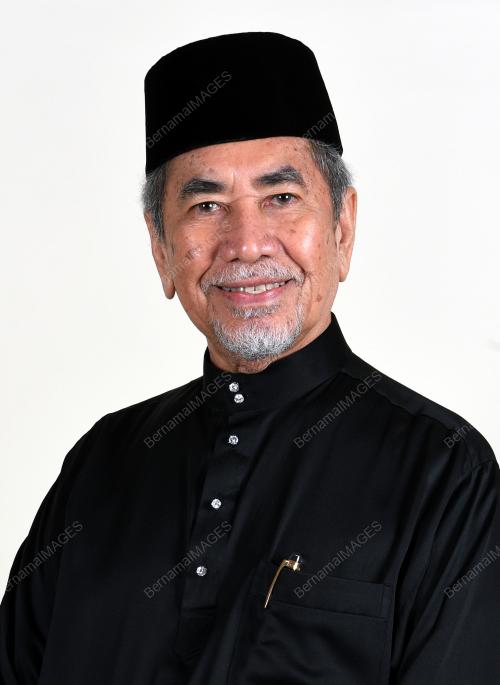 DATUK SERI DR WAN JUNAIDI TUANKU JAAFAR