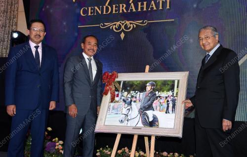 TUN DR MAHATHIR MOHAMAD