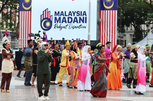 DATUK SERI SITI NURHALIZA
