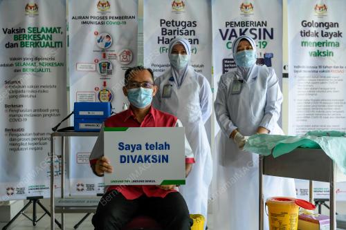 SUNTIKAN VAKSIN BARISAN HADAPAN