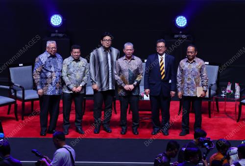 DATUK SERI FADILLAH YUSOF