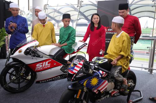 HANNAH YEOH