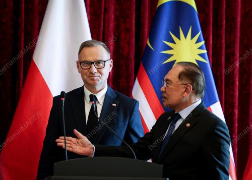 DATUK SERI ANWAR IBRAHIM