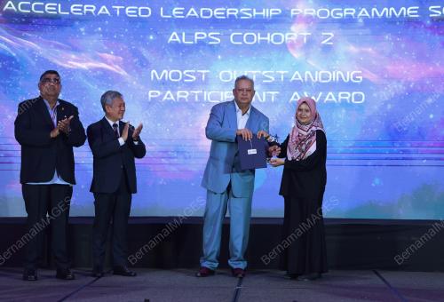 TAN SRI MOHAMAD SALIM FATEH DIN