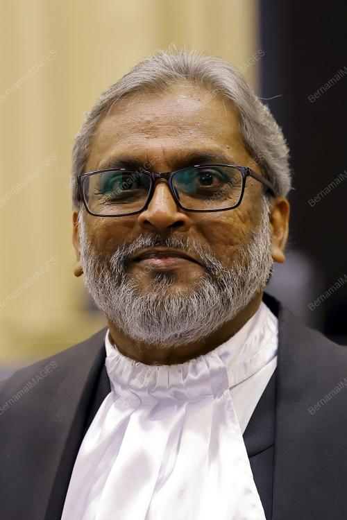 DATUK VAZEER ALAM MYDIN MEERA