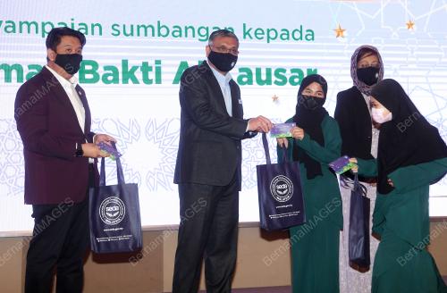 DATUK SERI DR. SHAMSUL ANUAR NASARAH