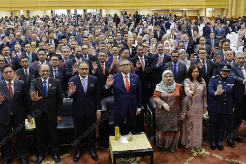 TAN SRI SHAMSUL AZRI ABU BAKAR