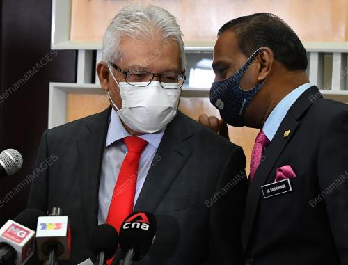 DATUK SERI HAMZAH ZAINUDIN