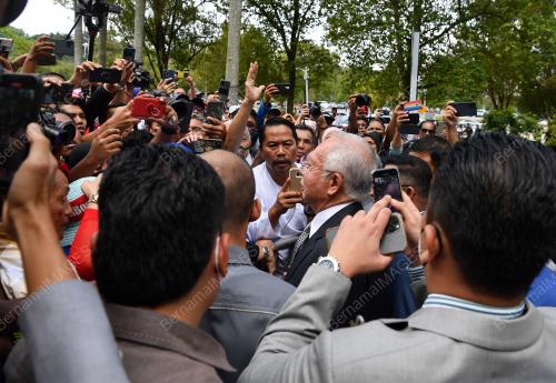 DATUK SERI NAJIB TUN RAZAK