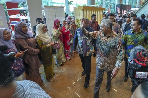 DATUK SERI DR AHMAD ZAHID HAMIDI