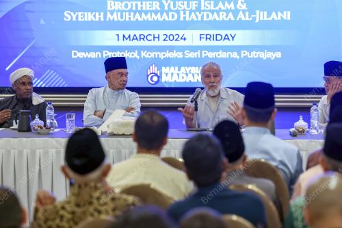 DATUK SERI ANWAR IBRAHIM