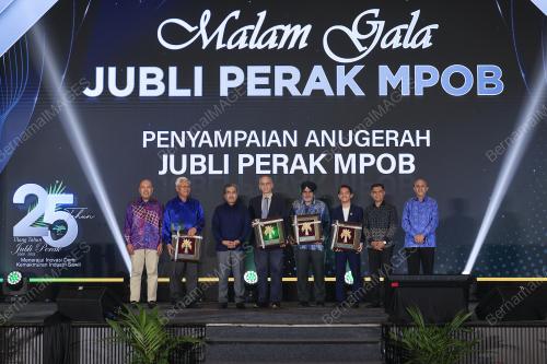DATUK SERI JOHARI ABDUL GHANI