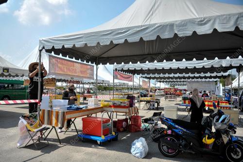 PERSIAPAN PENIAGA BAZAR RAMADAN PUTRAJAYA