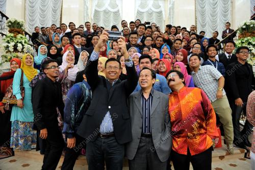 PTJ35_22112014_MAHASISWA