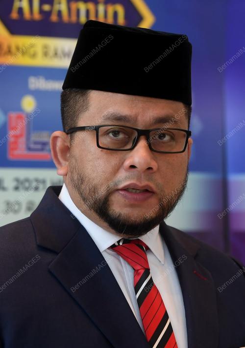 DATUK AHMAD MARZUK SHAARY