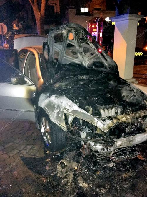 PTJ36_08112016_TERBAKAR