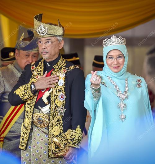 AL-SULTAN ABDULLAH RI`AYATUDDIN AL-MUSTAFA BILLAH SHAH