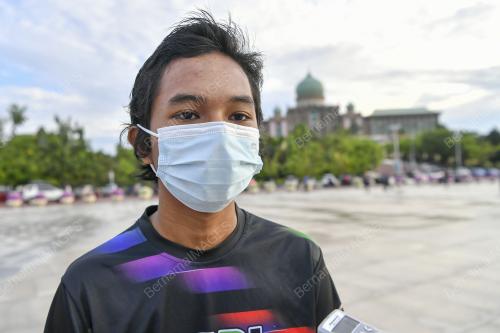 PERSEMBAHAN UDARA HARI KEBANGSAAN KE-64