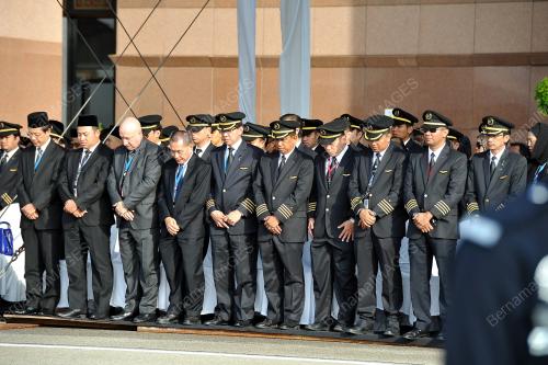 PTJ37_09092014_MH17