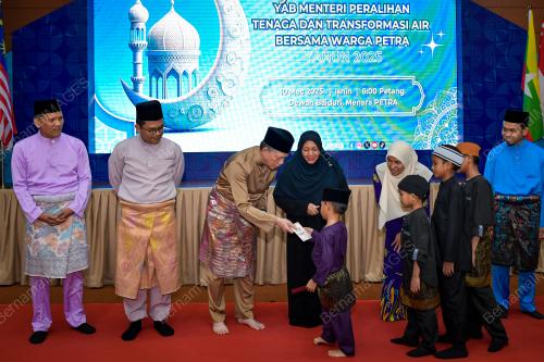 DATUK SERI FADILLAH YUSOF
