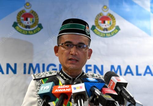 DATUK SERI KHAIRUL DZAIMEE DAUD