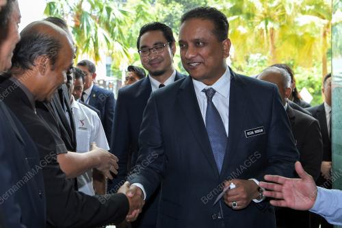 DATUK SERI REEZAL MERICAN NAINA MERICAN