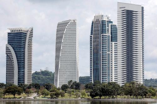 BANGUNAN KEMENTERIAN KOMUNIKASI DAN DIGITAL