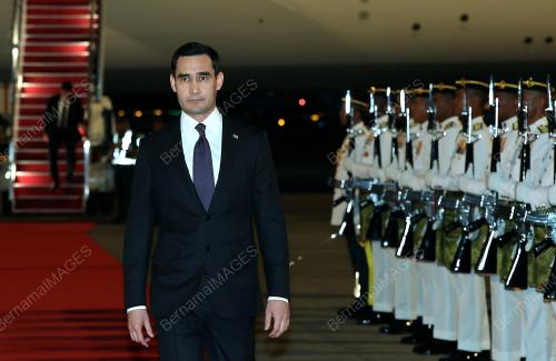 SERDAR BERDIMUHAMEDOW