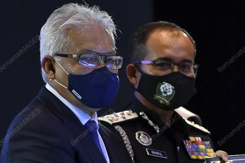DATUK SERI HAMZAH ZAINUDDIN