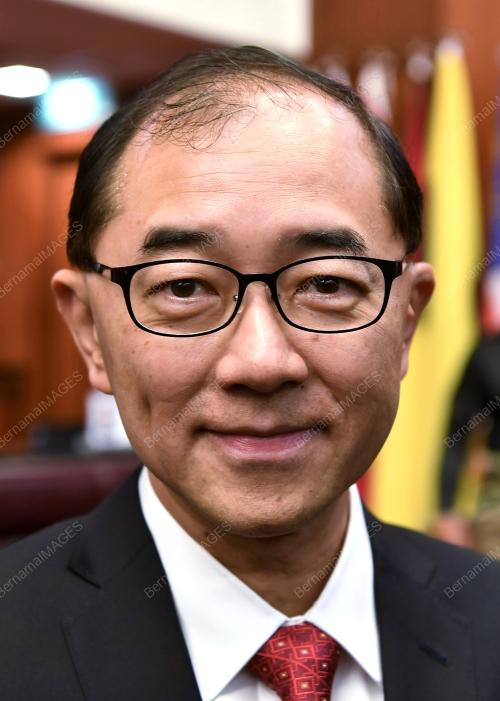 SENATOR DATUK DR MAH HANG SOON