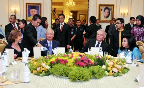 PTJ37_29072013_MALAYSIA_FRANCE