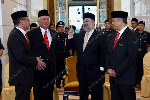 PTJ38_05022018_AGONG_JPM