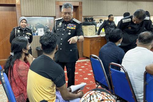 DATUK ZAKARIA SHAABAN