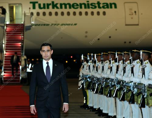 SERDAR BERDIMUHAMEDOW
