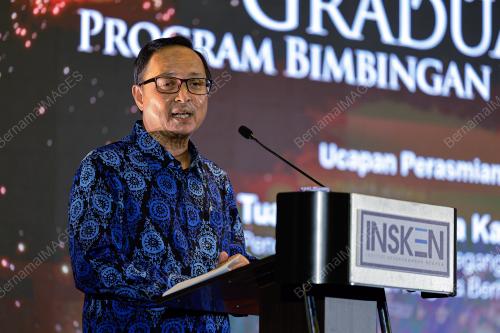 MUSTAFFA KAMIL AYUB