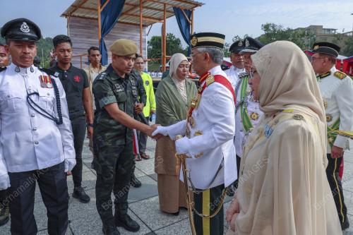 AL-SULTAN ABDULLAH RI'AYATUDDIN AL-MUSTAFA BILLAH SHAH