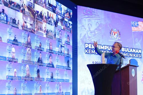 FAHMI FADZIL