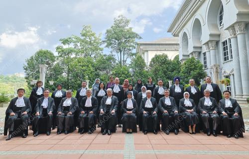 TUN TENGKU MAIMUN TUAN MAT