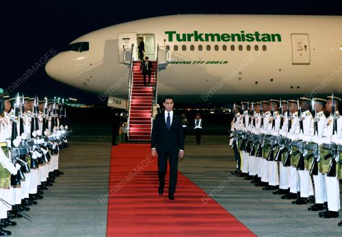 SERDAR BERDIMUHAMEDOW