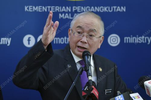 DATUK SERI IR DR WEE KA SIONG