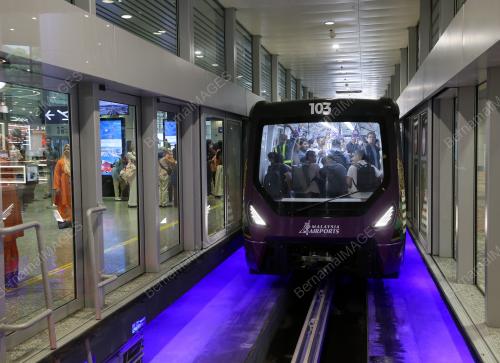 HARI PERTAMA AEROTRAIN KLIA BEROPERASI