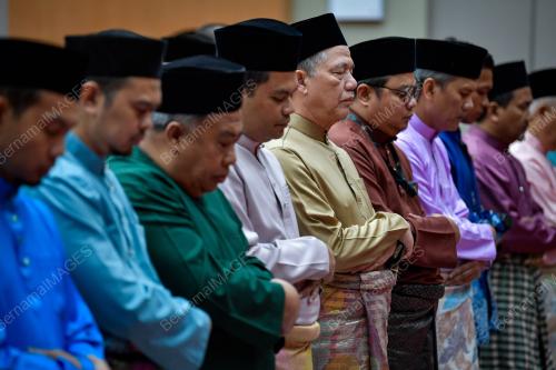 DATUK SERI FADILLAH YUSOF