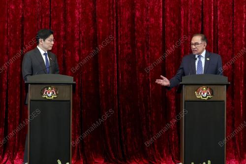 DATUK SERI ANWAR IBRAHIM
