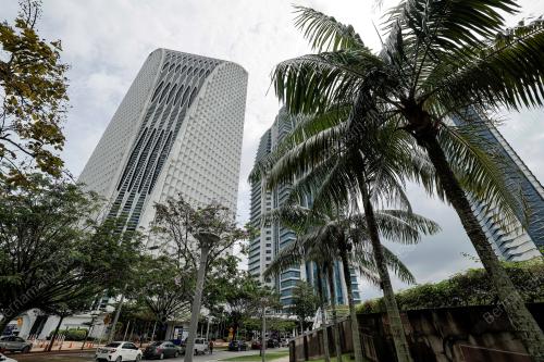 BANGUNAN KEMENTERIAN KOMUNIKASI DAN DIGITAL