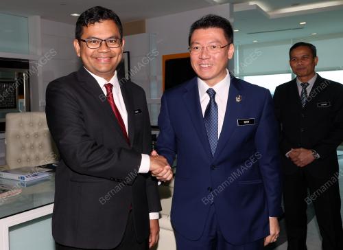 AKMAL NASRULLAH MOHD NASIR
