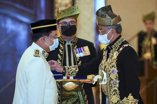 AL-SULTAN ABDULLAH RI'AYATUDDIN AL-MUSTAFA BILLAH SHAH 